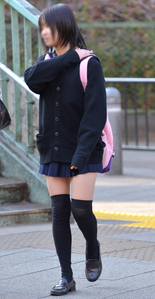 女子高生太もも127