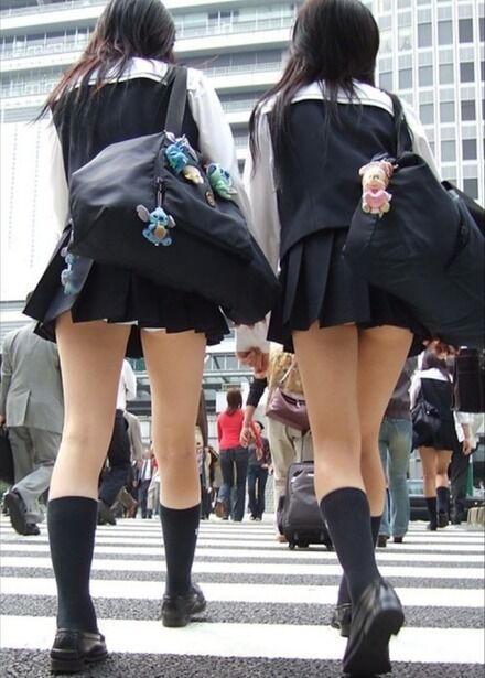 女子高生太もも64
