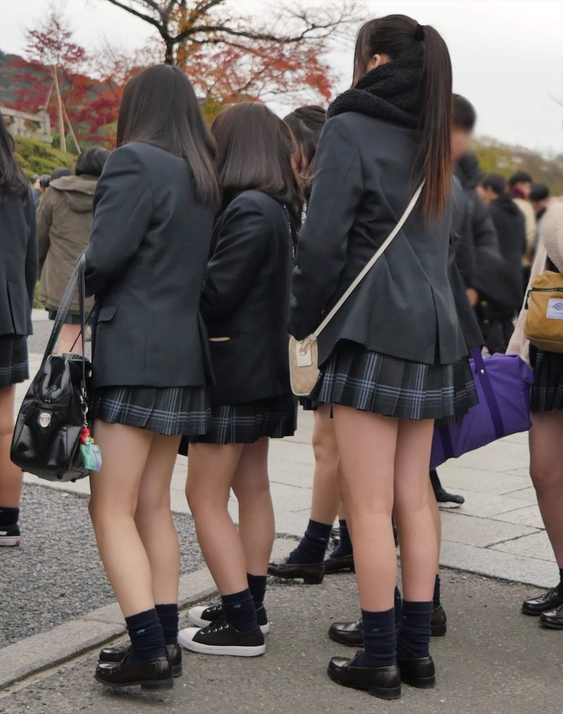 ミニスカJK18