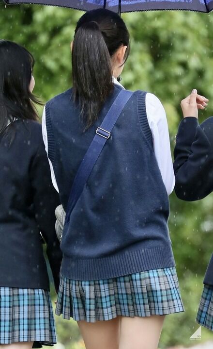 JKミニスカ制服11