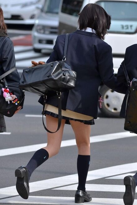 女子高生太もも37