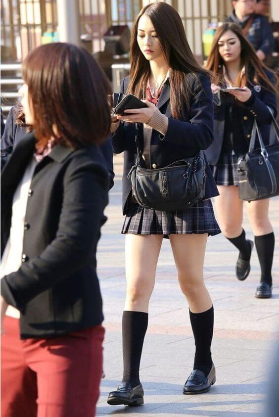 女子高生46