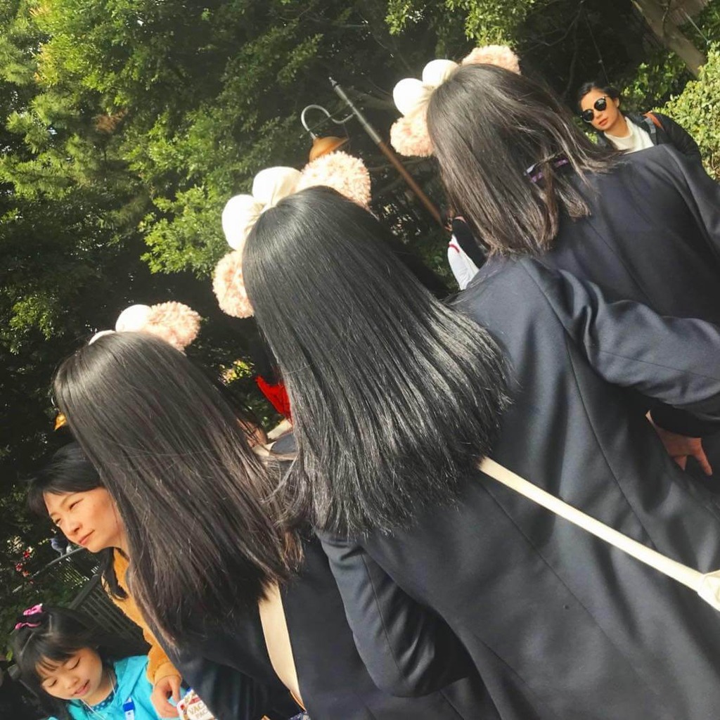 女子高生のツヤ髪におもいっきりぶっかけたい！