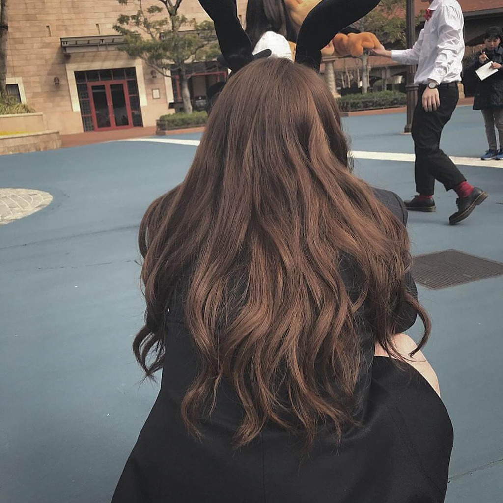 ピチピチ女子高生のツヤ髪で髪コキしてもらいたいwww