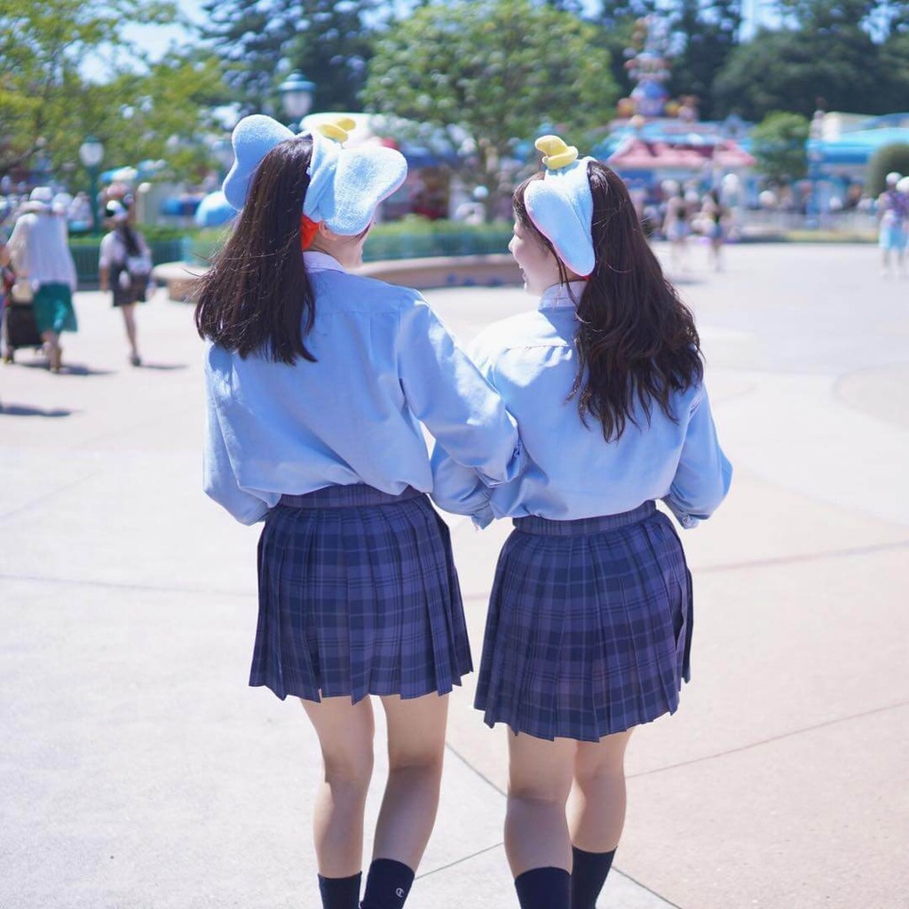 後ろ姿JK24