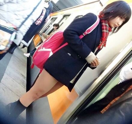 太もも女子高生59
