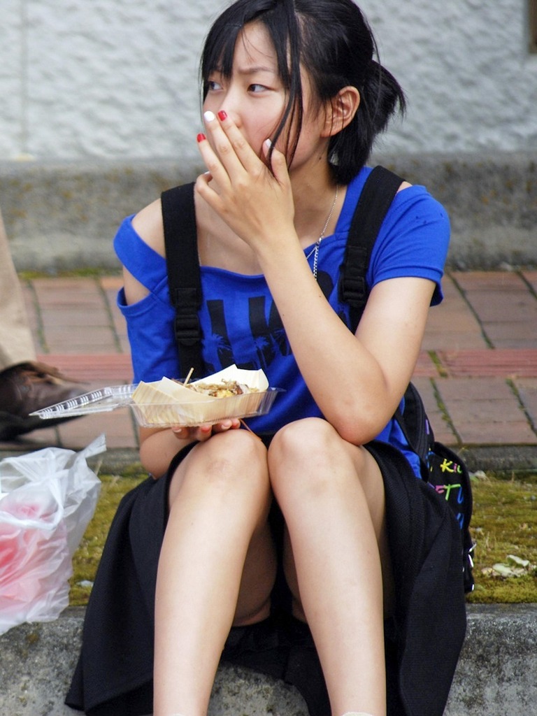 パンチラJK13