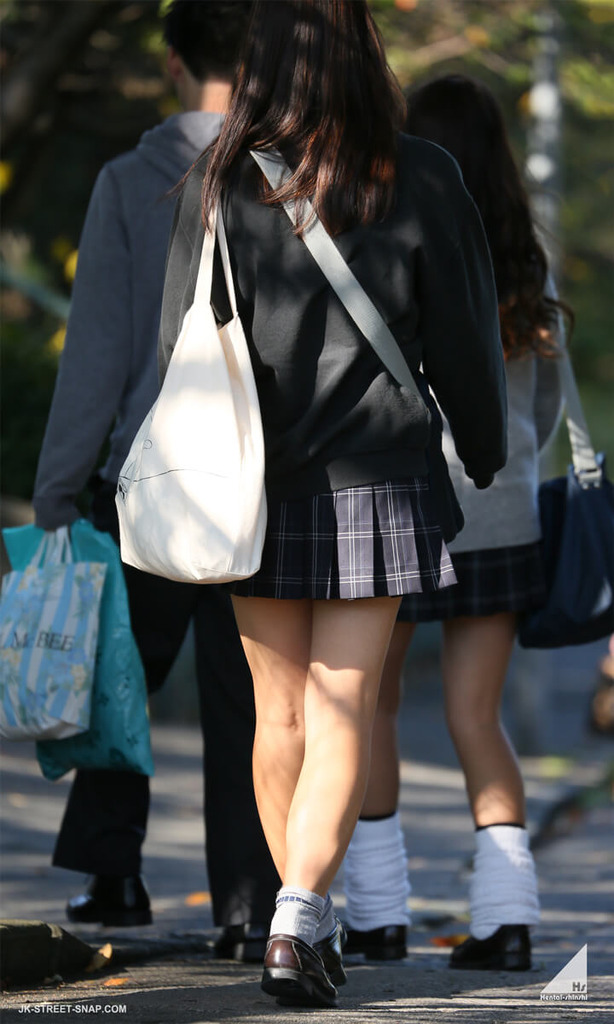 後ろ姿JK5