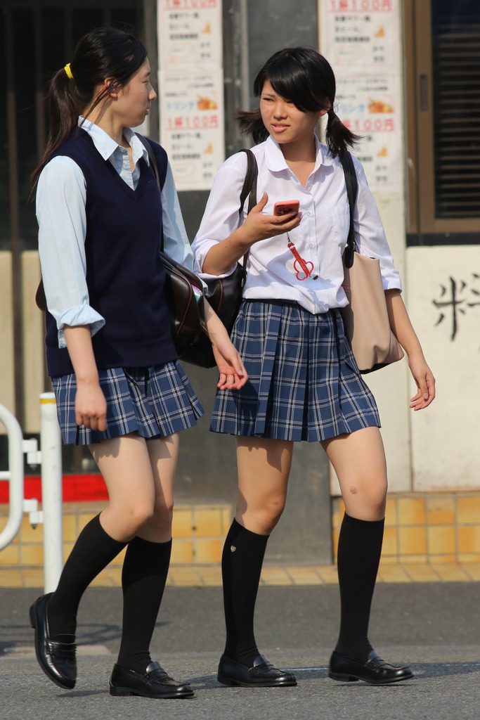 女子高生太もも11