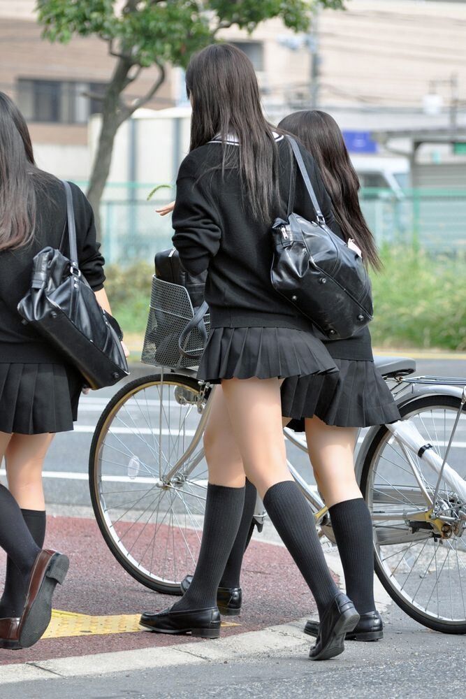 太もも女子高生9