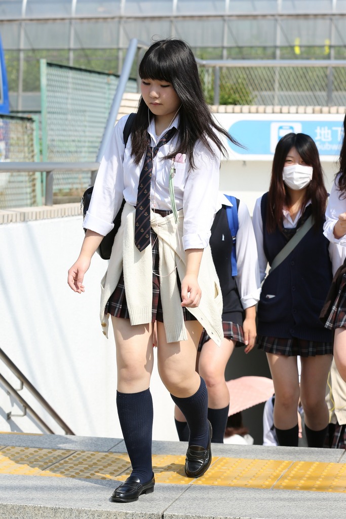 女子高生太もも57