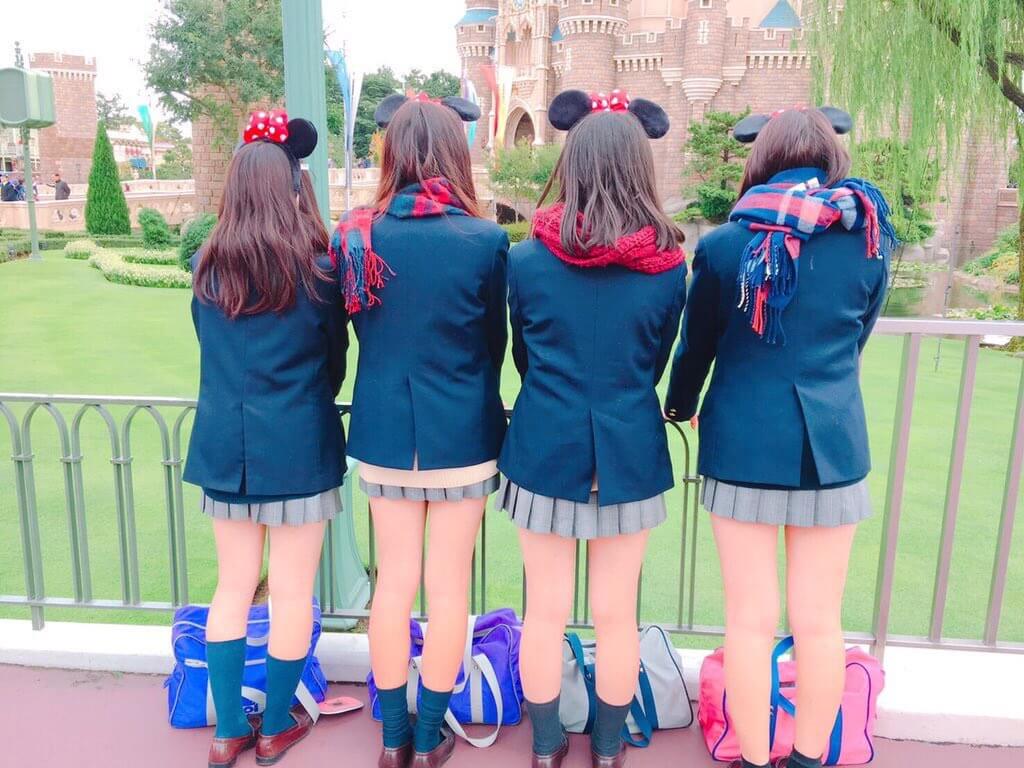 後ろ姿JK31