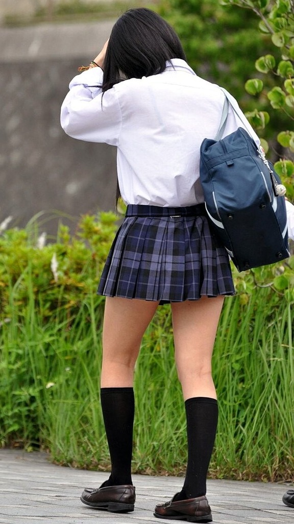 女子高生太もも36