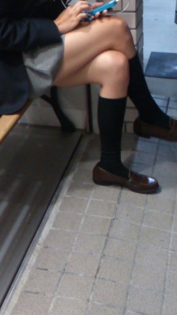 女子高生1
