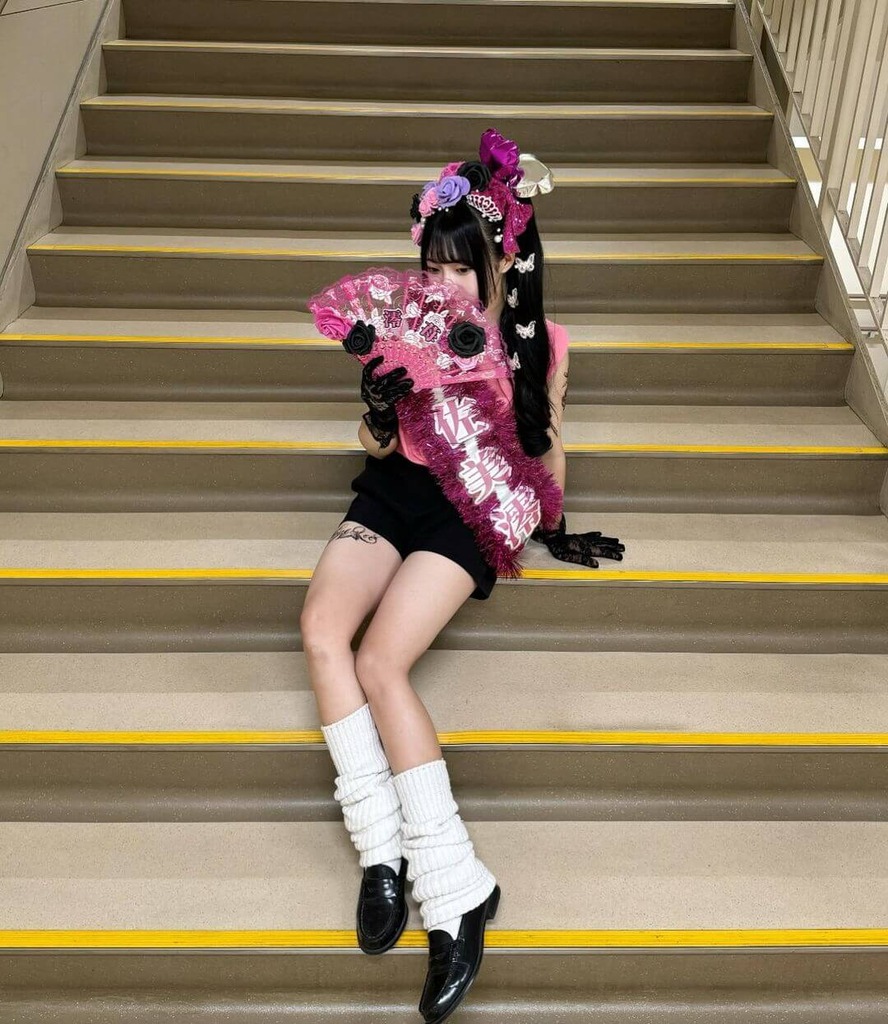 女子高生1