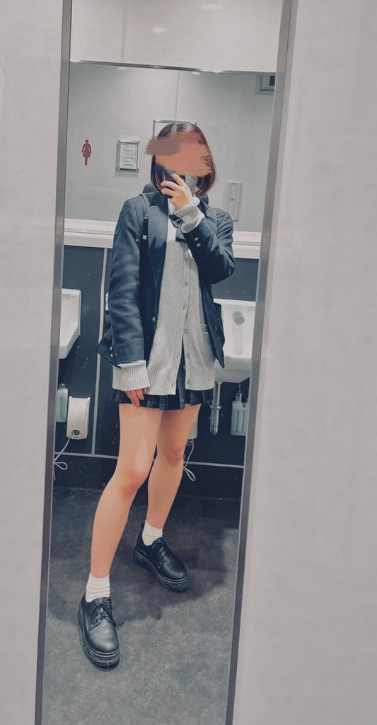 自撮り女子高生47
