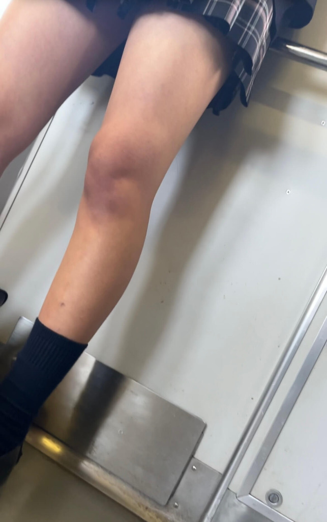 電車女子高生22