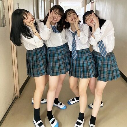 女子高生の太もも65