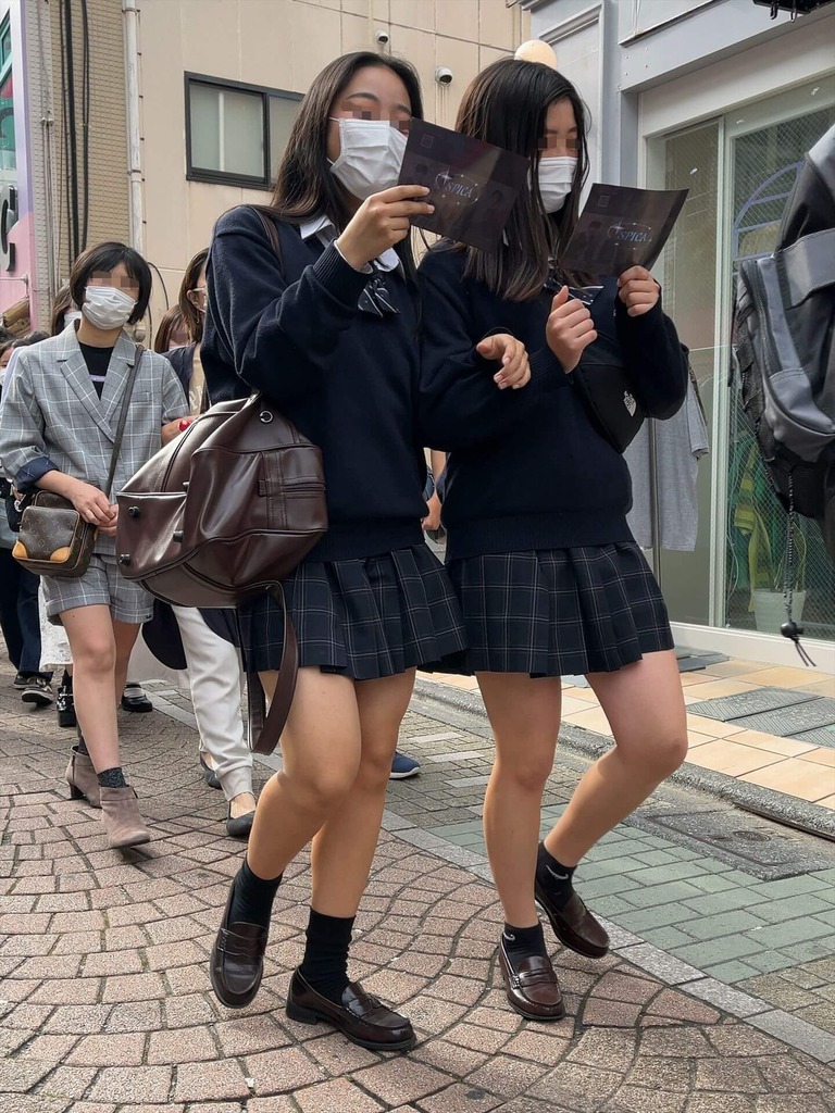 ミニスカJK23