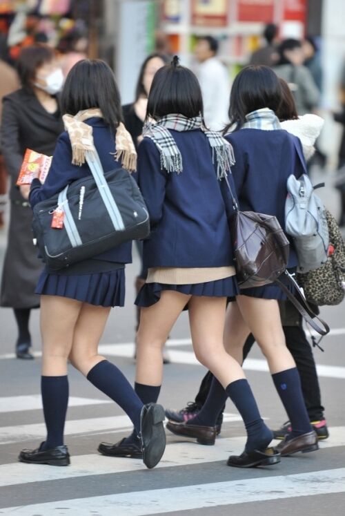 女子高生太もも6