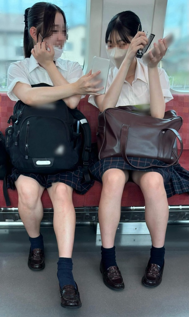 電車女子高生11