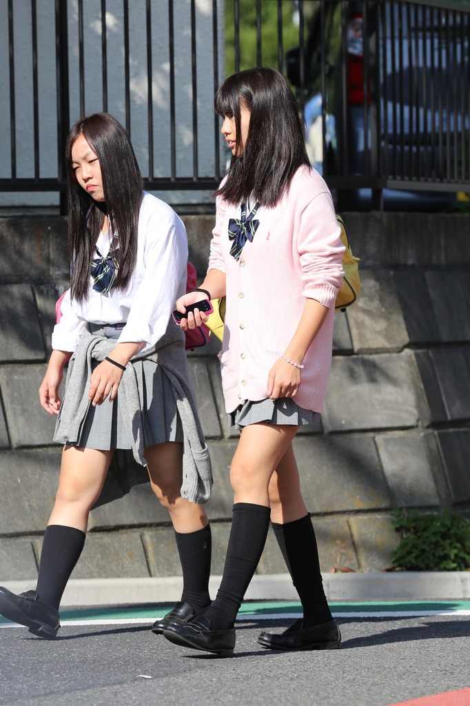 女子高生太もも50