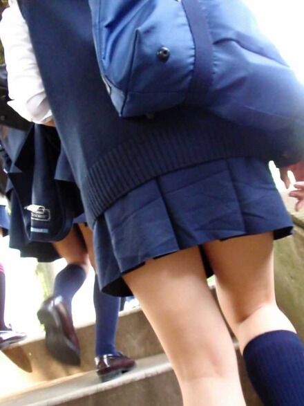 女子高生太もも107