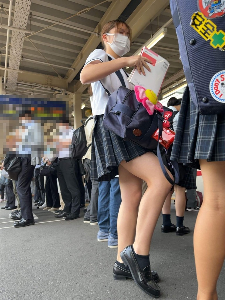 女子高生2