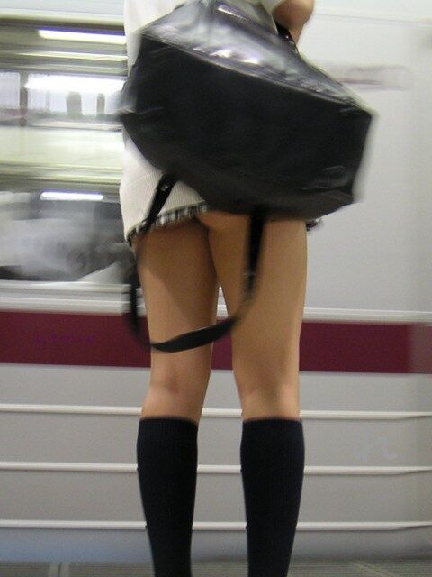 女子高生太もも84