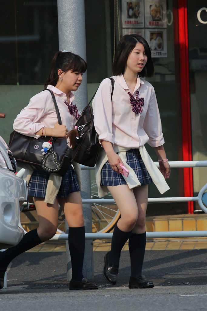 女子高生太もも11