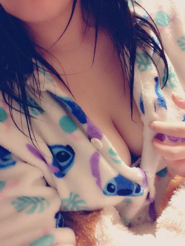 現役だった頃のクラスメイトにこんなエロすぎる女子高生はいなかったぞ...