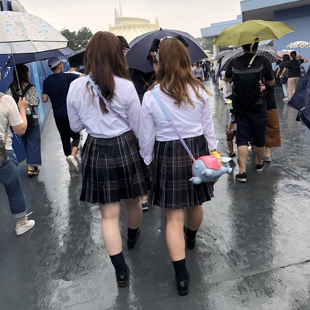 後ろ姿JK17