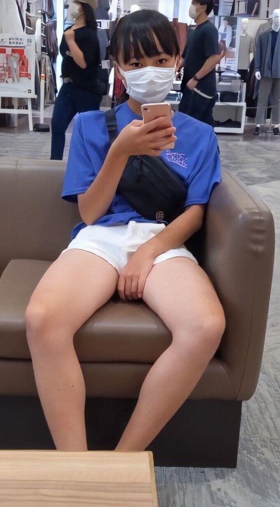 気合いの入ったエチエチすぎる私服女子高生っていいよなww