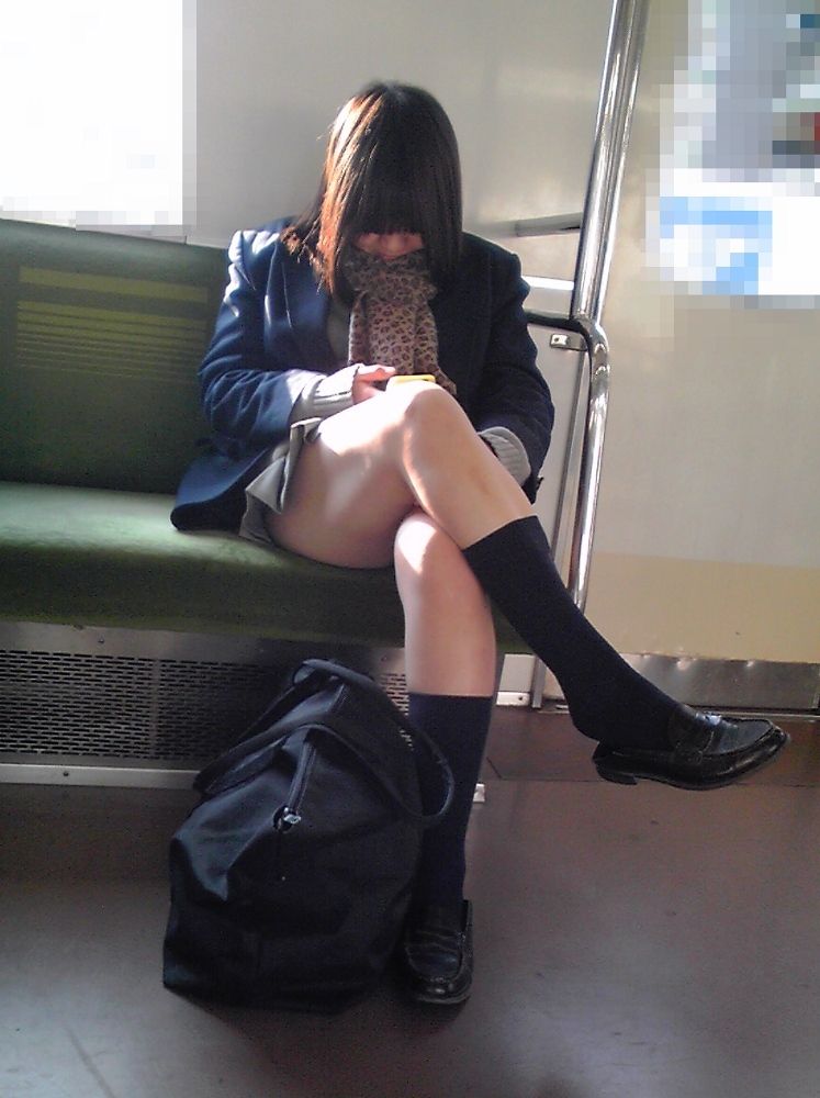 脚組みJK44