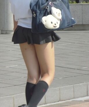 女子高生太もも52