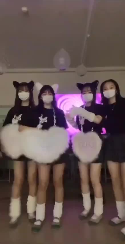 授業は嫌だけど生で女子高生を見れるなら毎日学校に通ってもいいなぁ