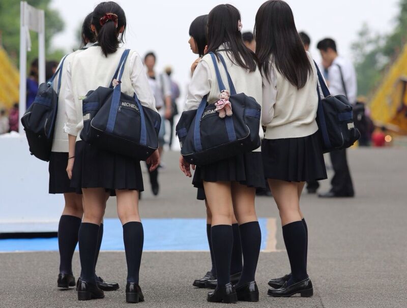 女子高生太もも6