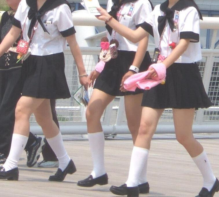 女子高生太もも24