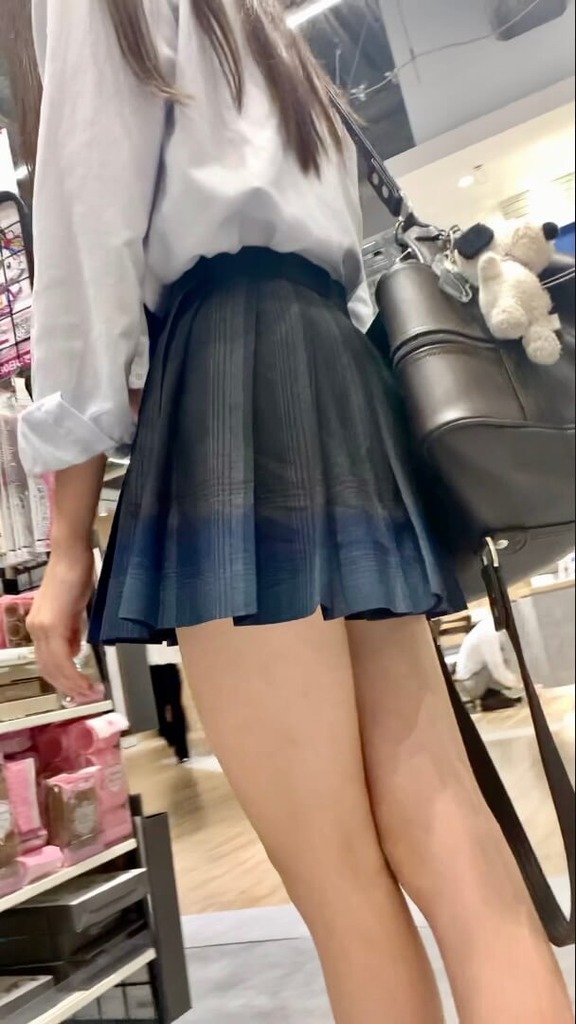 太ももJK6