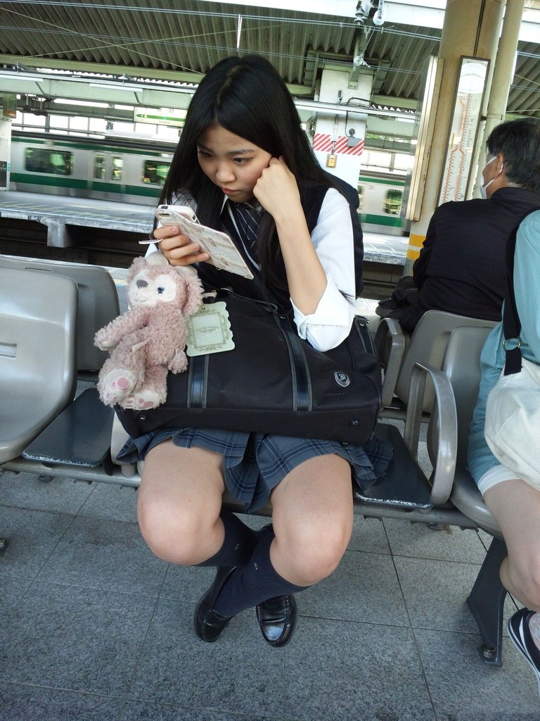 女子高生太もも18