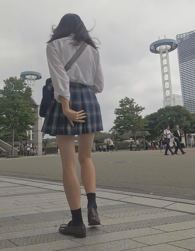 女子高生太もも3