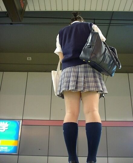 女子高生太もも26