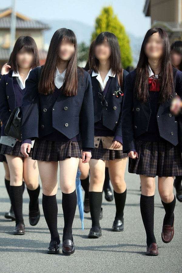 女子高生太もも32