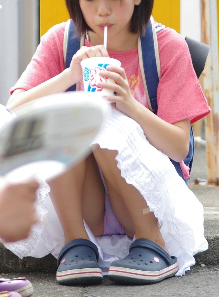 パンチラJK9