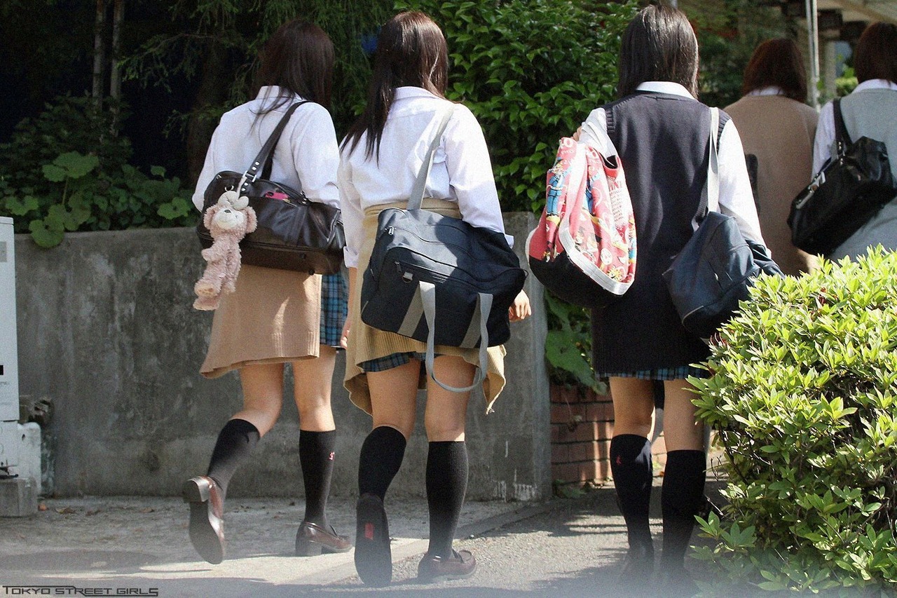 女子高生太もも63
