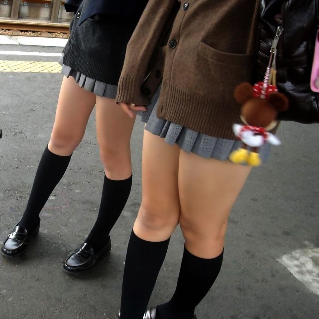 JKムチムチ太もも7