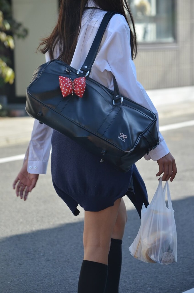 女子高生太もも8