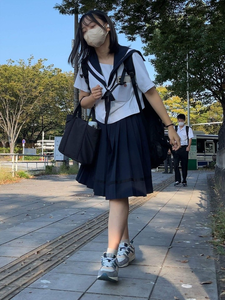 女子高生3