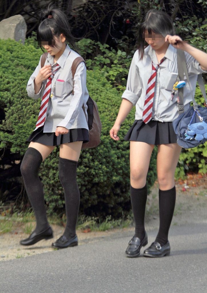 女子高生太もも94