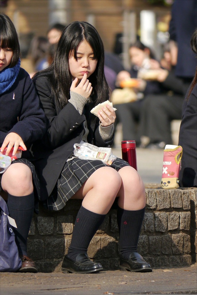 女子高生太もも65